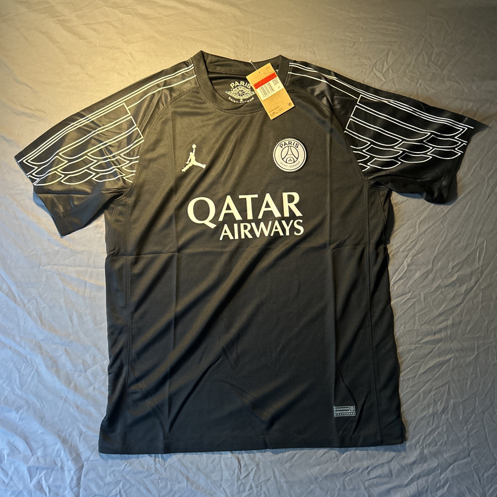 PSG Air Jordan Black Soccer Jersey US Size L Black PSG Air Jordan Black Soccer Jersey US Size L Black