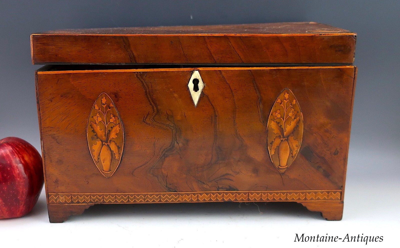 Finely Inlaid Georgian Caddy Box 18th cent Finely Inlaid Georgian Caddy Box 18th cent