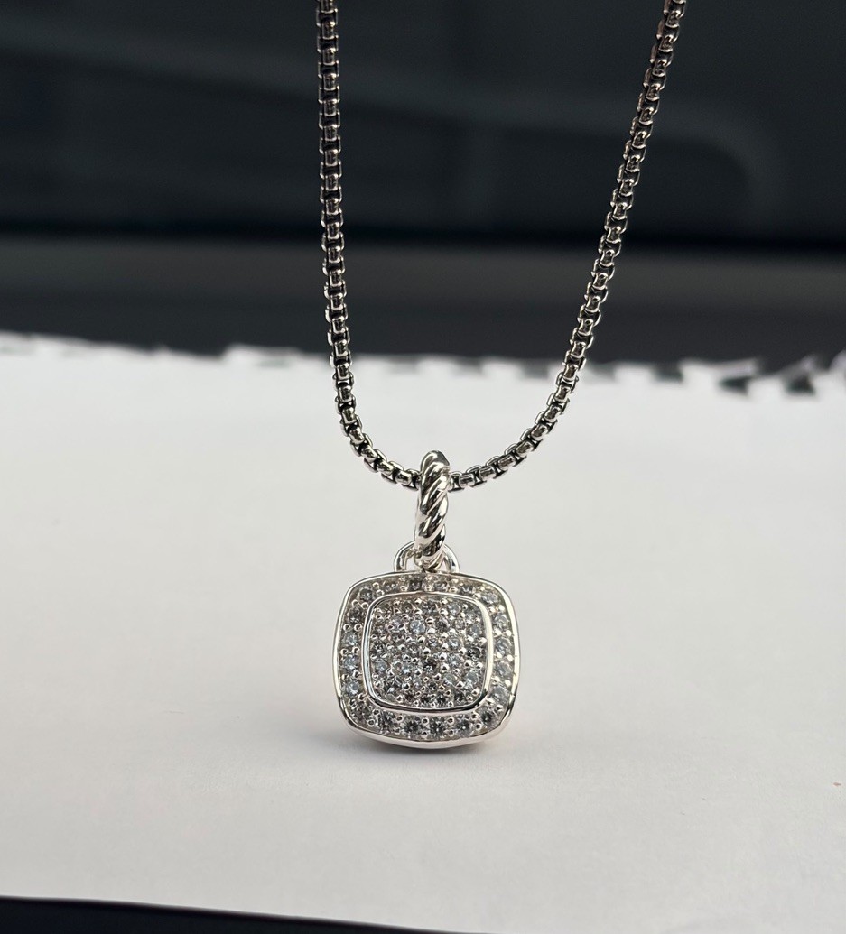 David\'Yurman 14mm Sterling Silver Pave Diamond Pendant Necklace 18-20 inches David\'Yurman 14mm Sterling Silver Pave Diamond Pendant Necklace 18-20 inches