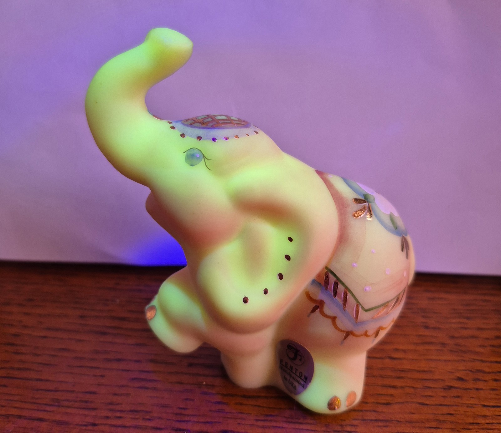 Fenton Burmese Satin Circus Elephant Signed Uranium 