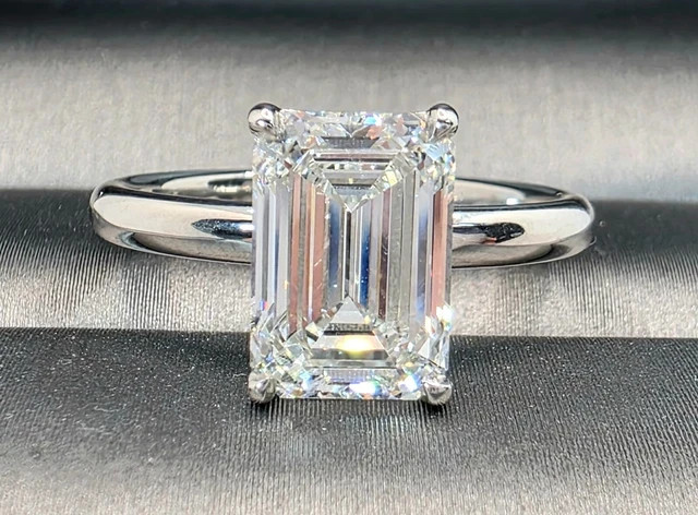 2.00Ct EF-VS1 Emerald Cut Lab Grown Diamond Ring IGI Certified 14k White Gold