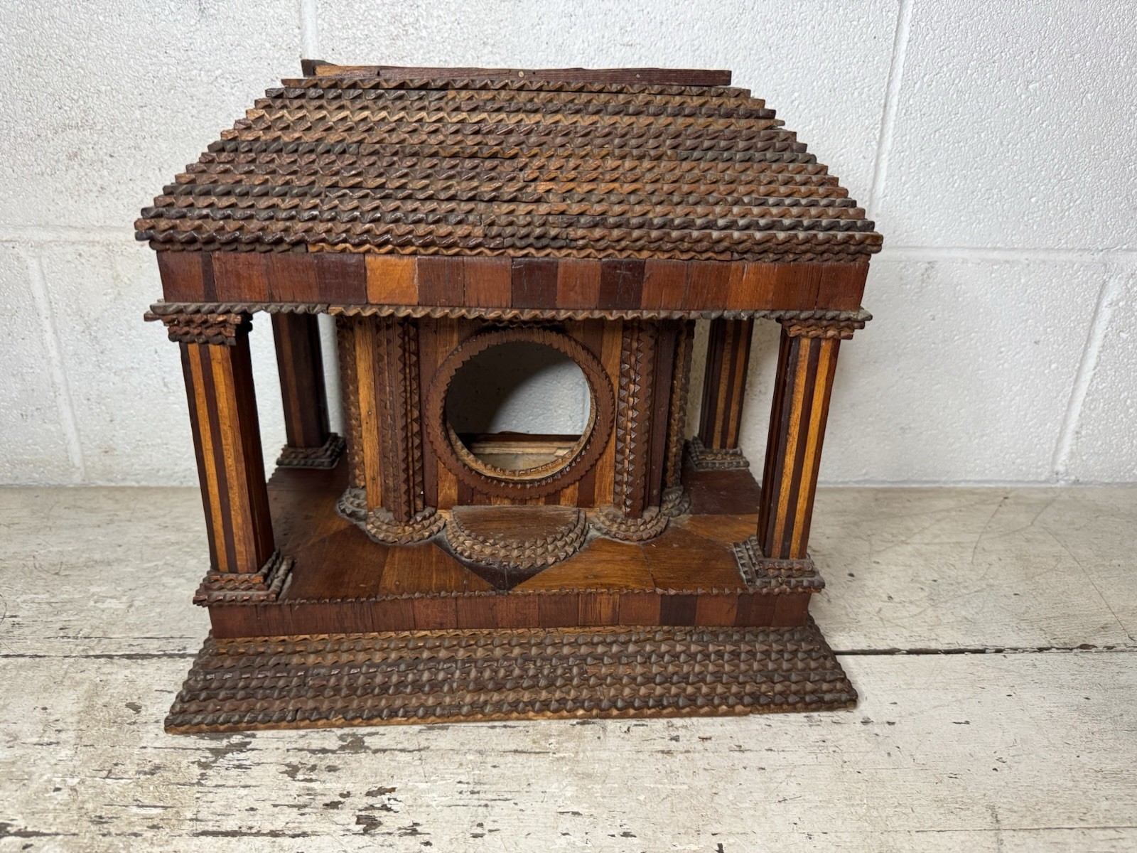 Antique Hand Made Chip Carved Wood Tramp Art Mantle Clock Case Inlaid Antique Hand Made Chip Carved Wood Tramp Art Mantle Clock Case Inlaid