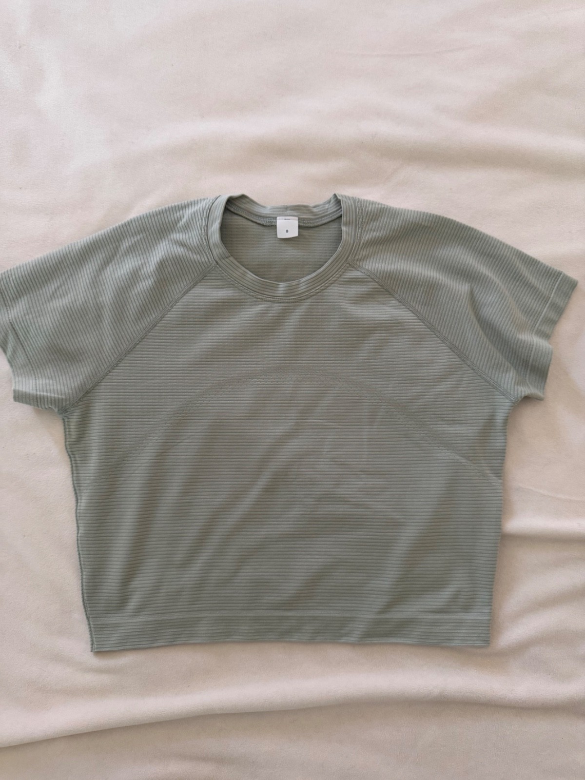 Lululemon Swiftly tech cropped size 8
