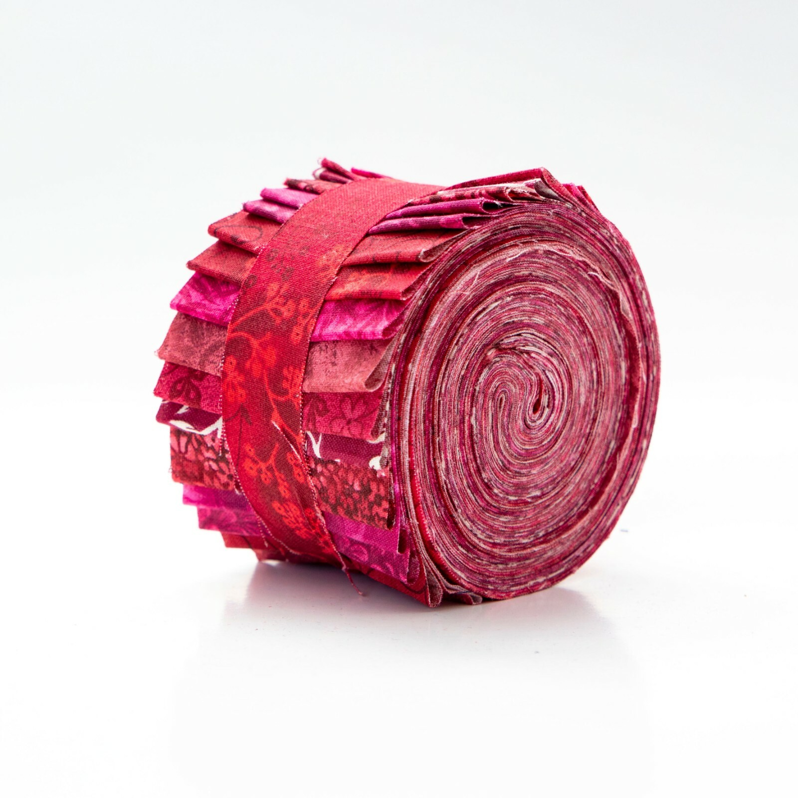 18-pc It's All Red Jelly Roll 2.5