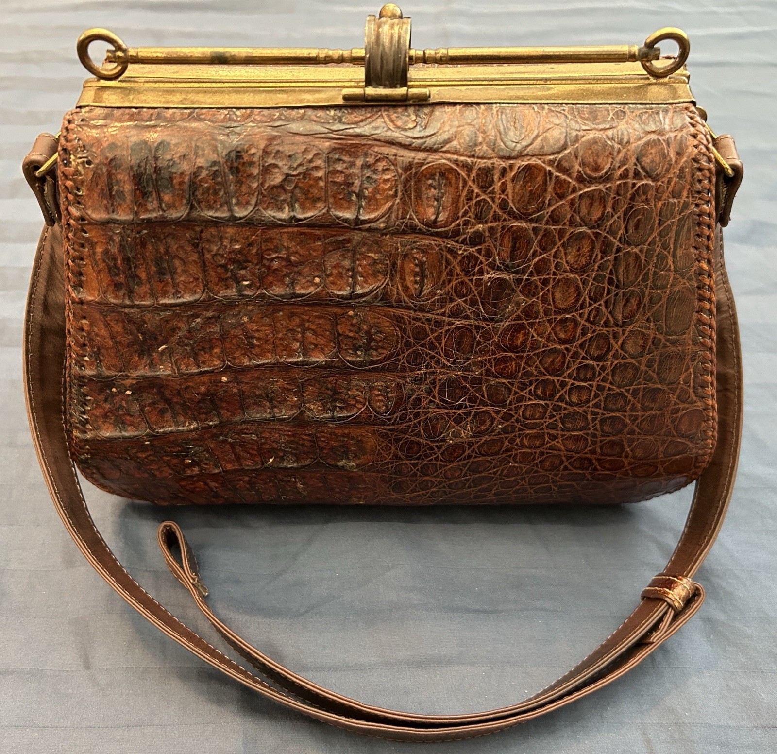 Vintage Hornback Alligator Leather Artisan Handbag Whipstitch Brass Triple-Frame