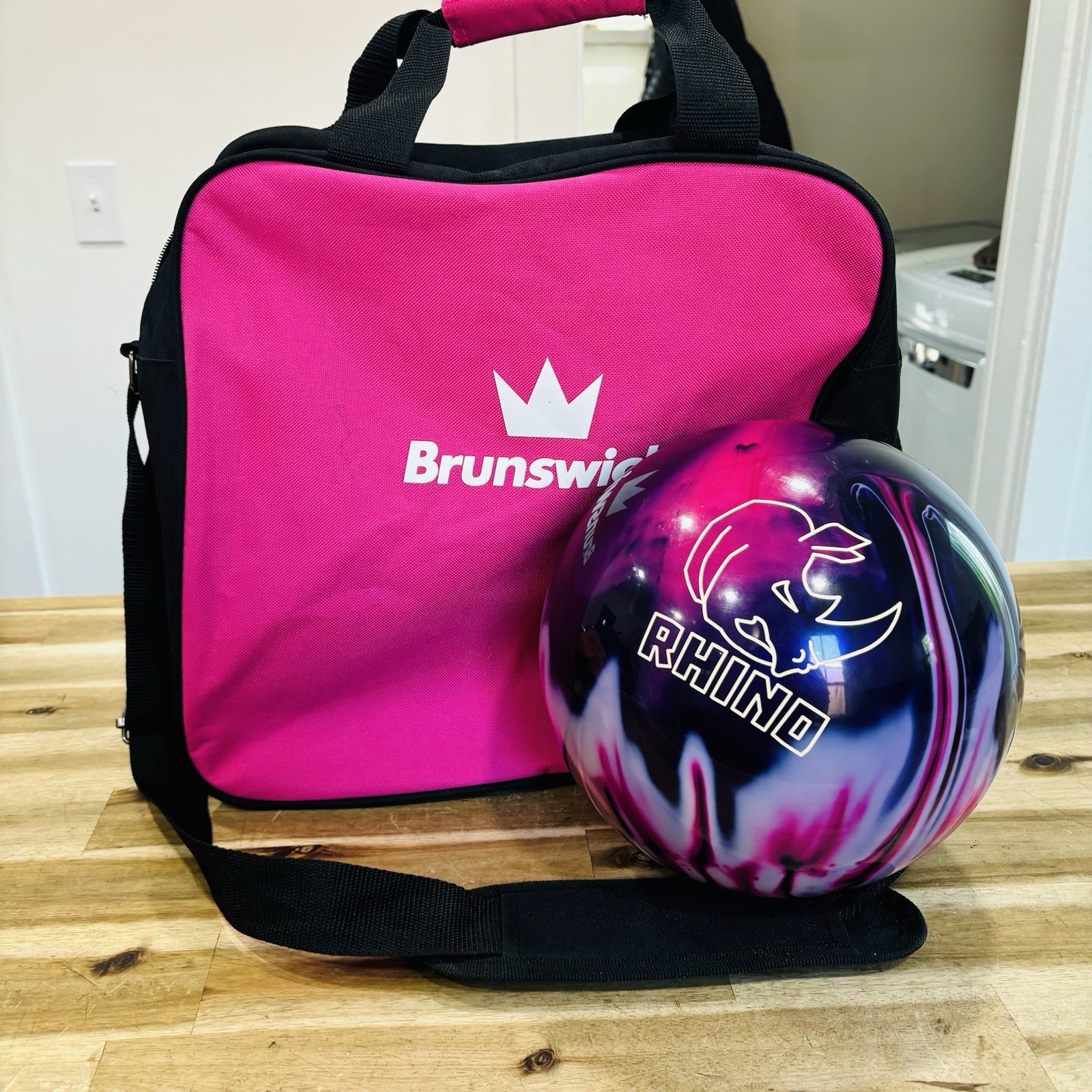New Undrilled Brunswick Rhino Bowling Ball Pink Purple Swirl 8 Lbs with Bag