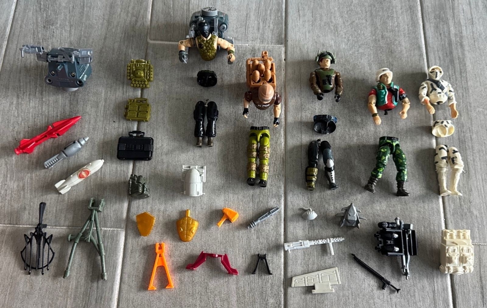 Vintage 80s GI Joe 5 Action Figure Lot Parts Weapons Backpacks