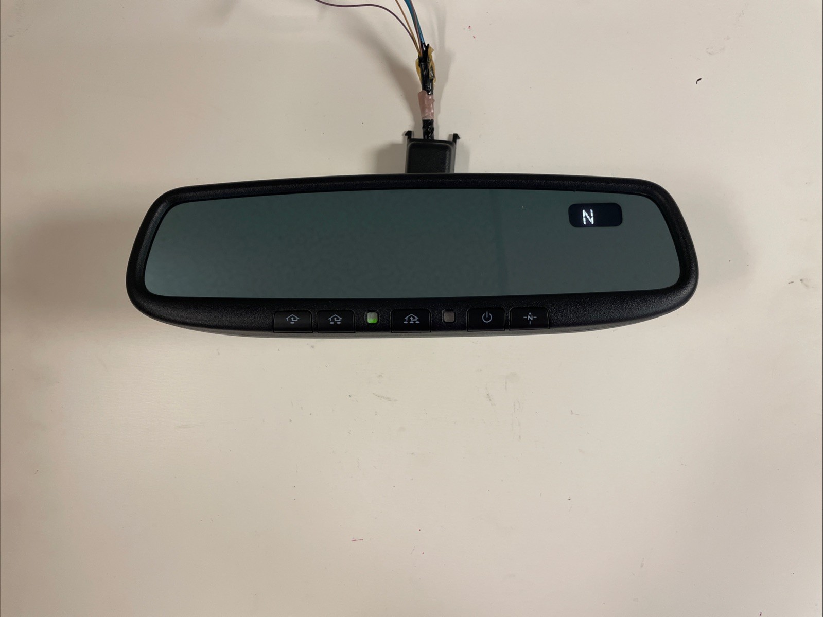2016 - 2018 TOYOTA TACOMA INTERIOR REAR VIEW MIRROR OEM ( 14pin Connector)