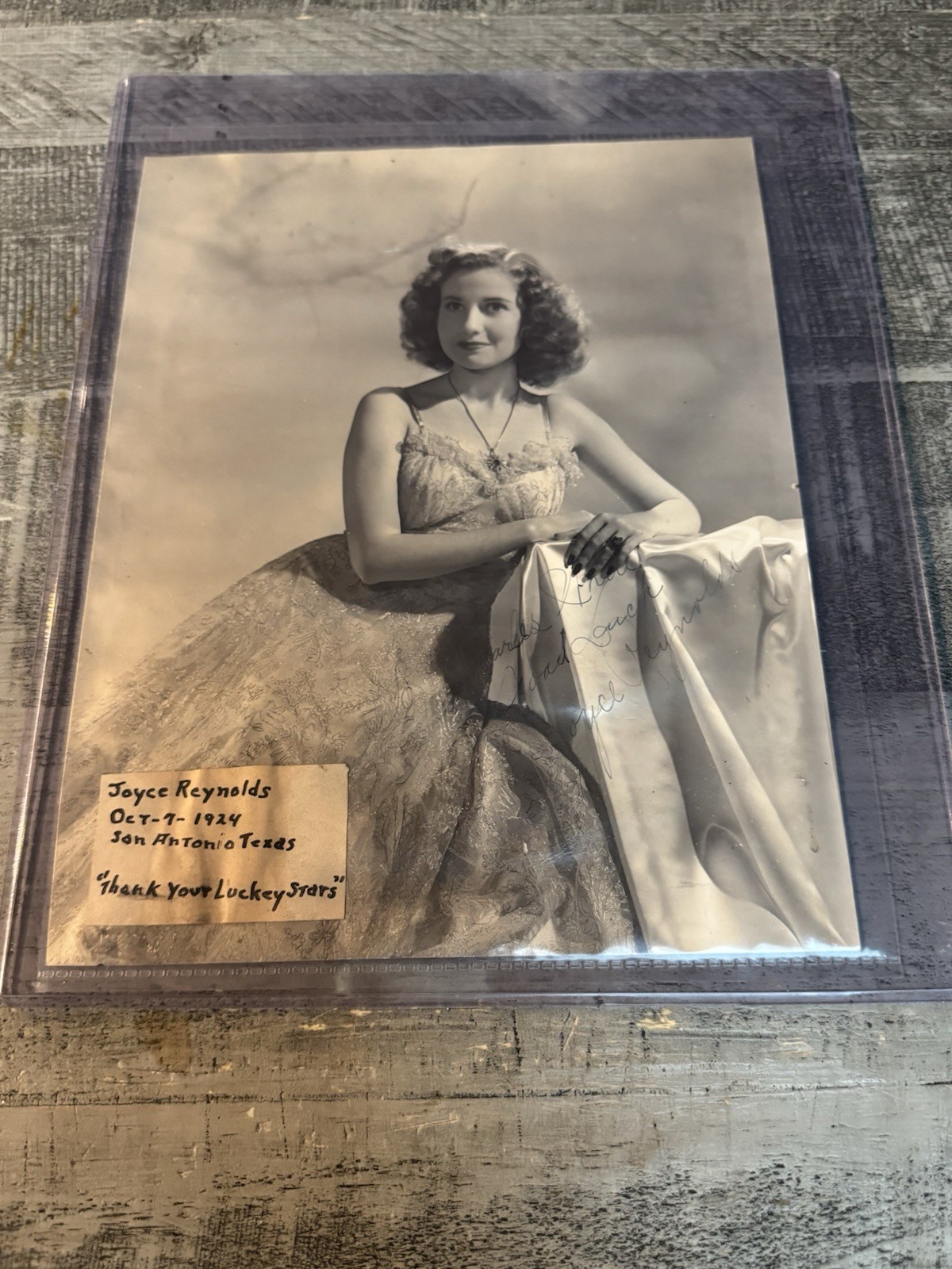 Joyce Reynolds Thank Your Lucky Stars 1943 Signed 8x10 Vintage Photograph COA Joyce Reynolds Thank Your Lucky Stars 1943 Signed 8x10 Vintage Photograph COA