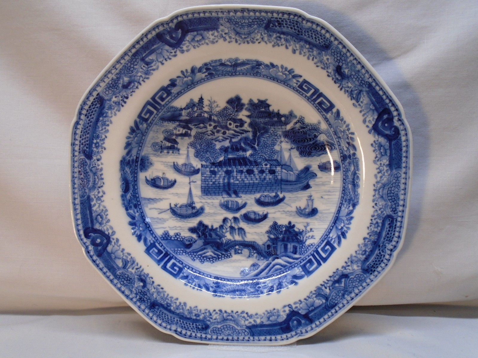Rare 18thc Chinese Export Porcelain Canton Dutch Folly Fort Plate Rare 18thc Chinese Export Porcelain Canton Dutch Folly Fort Plate