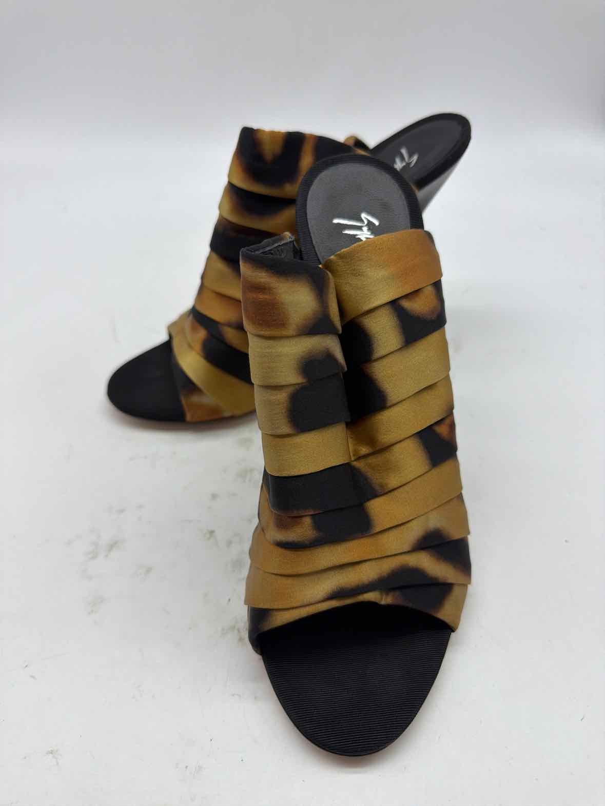 Pre-Owned Giuseppe Zanotti Tan Size 8 Caged Heels Pre-Owned Giuseppe Zanotti Tan Size 8 Caged Heels