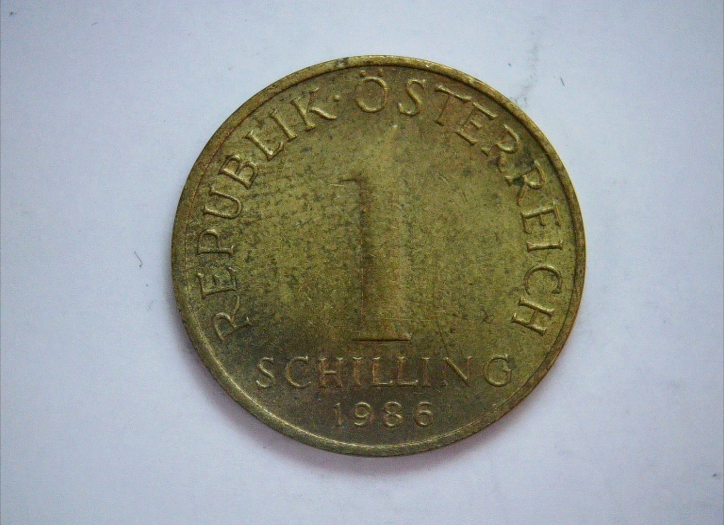 Austria 1986 1 Schilling Second Republic Schilling (Edelweiss / Coat of arms) Co Austria 1986 1 Schilling Second Republic Schilling (Edelweiss / Coat of arms) Co