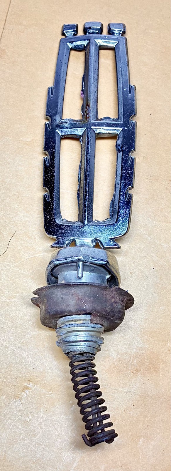 Vintage OEM 1970 s - 1980 s FORD LINCOLN Continental Hood Ornament Emblem