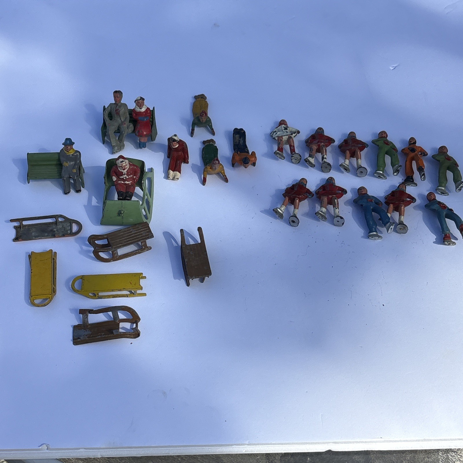 Vtg Large Lot of BARCLAY/Manoil Skaters, Winter, LEAD FIGURES Benches, Sleds Vtg Large Lot of BARCLAY/Manoil Skaters, Winter, LEAD FIGURES Benches, Sleds