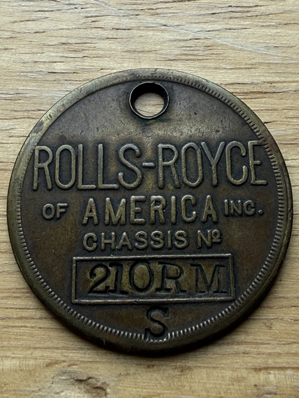 RARE HTF VINTAGE ROLLS ROYCE OF AMERICA PHANTOM CHASSIS TAG BRASS KEY FOB SF MA
