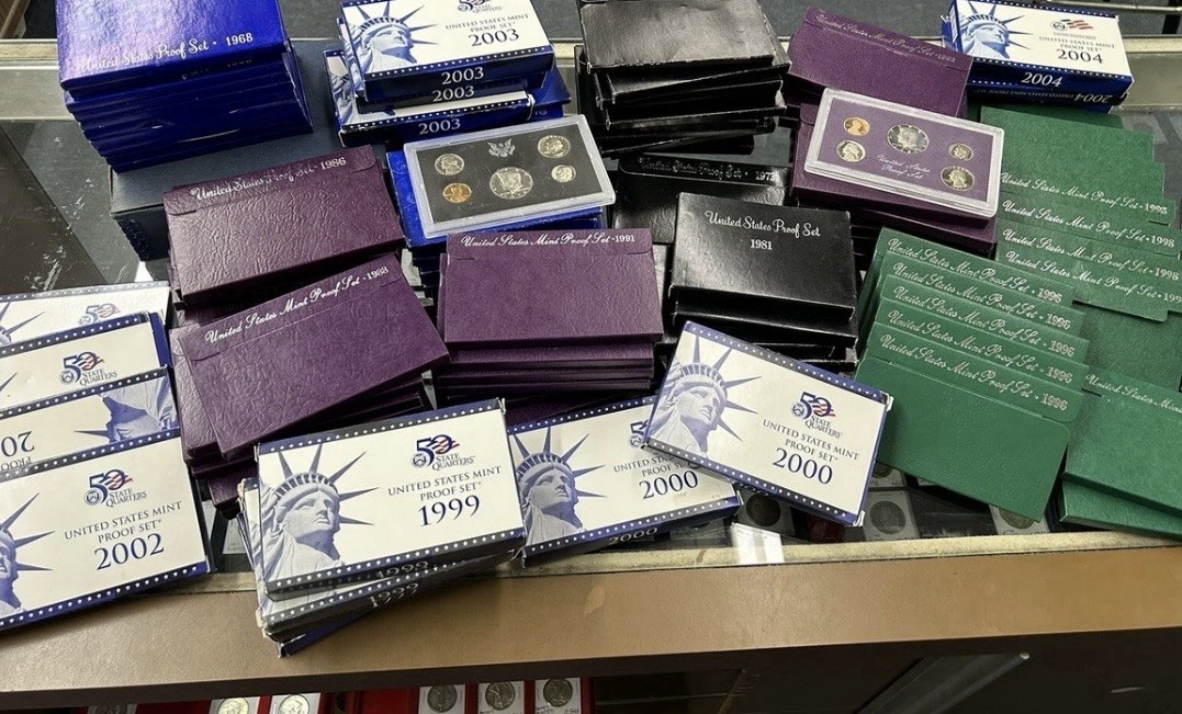 DEALERS LOT Bulk Lot of 20 (1968-2006) U.S. MINT PROOF SETS. Greysheet Deal 