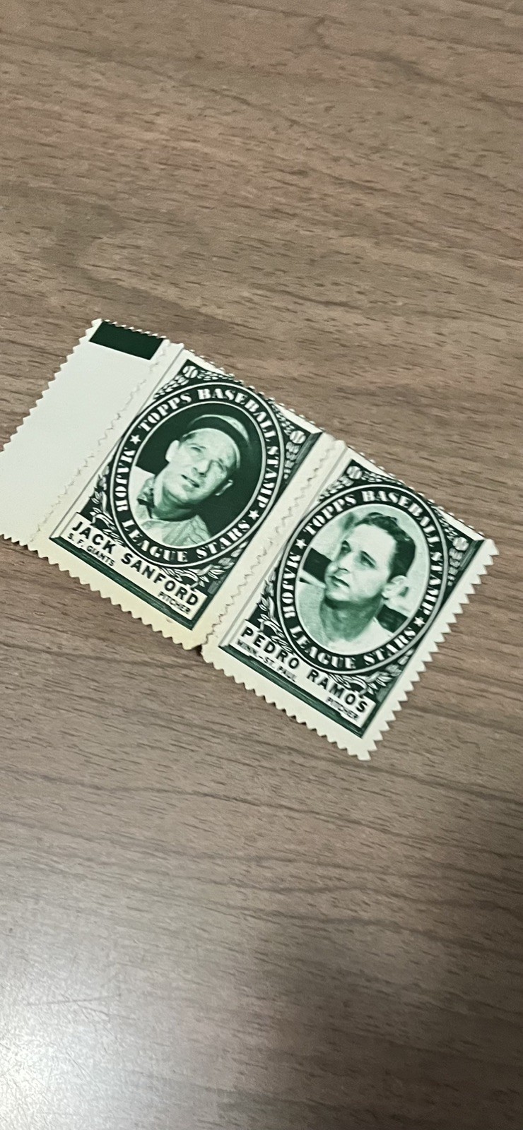 1961 Topps Stamps Jack Sanford, and Pedro Ramos ￼