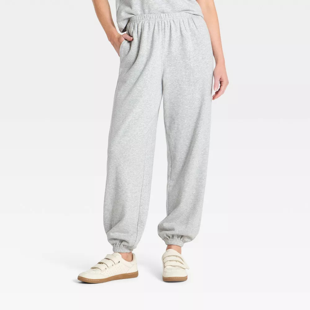 Universal Thread Women\'s Casual High-Waisted Balloon Jogger Pants - Gray