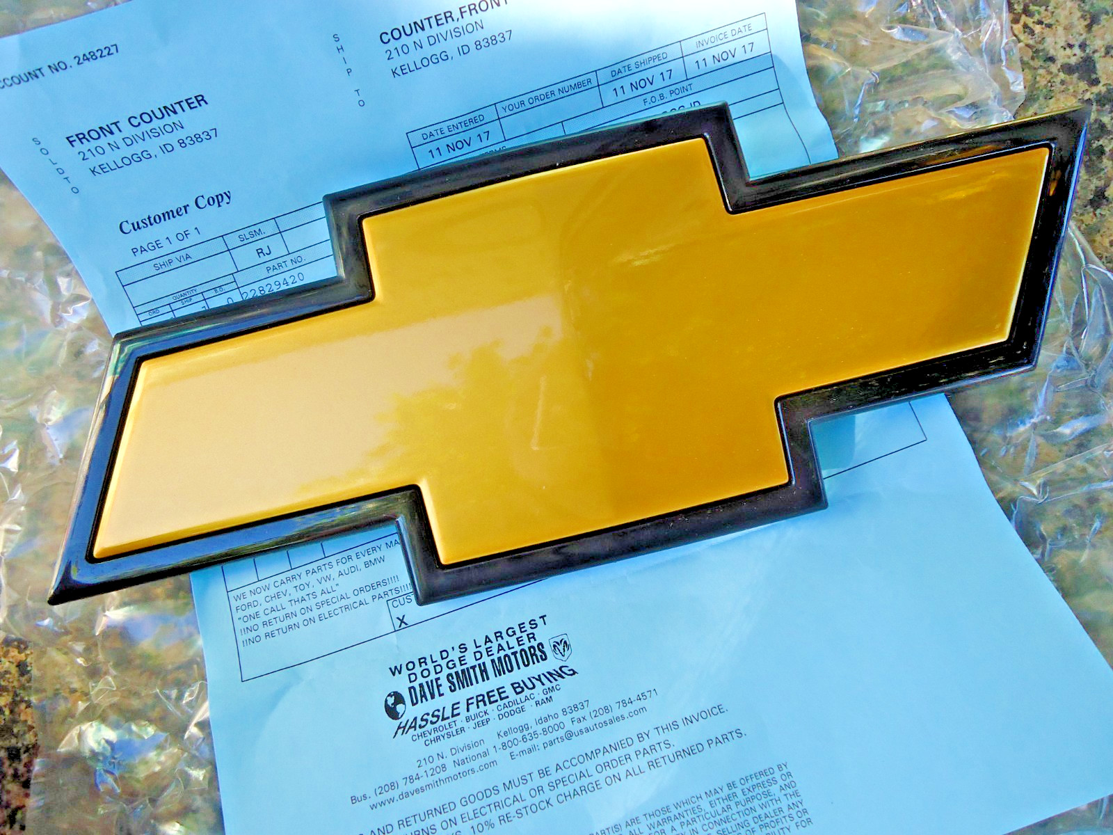 2011-2014 Chevrolet Silverado HD Bow Tie Front Grille Emblem 2500 3500hd OEM New