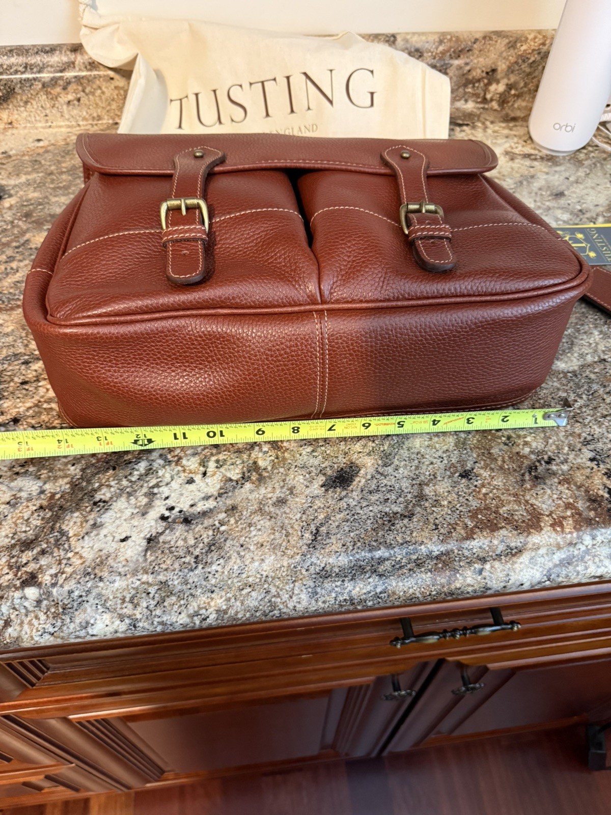 Levenger Vintage Brown Pebbled Leather Messenger Satchel Bag Made in England