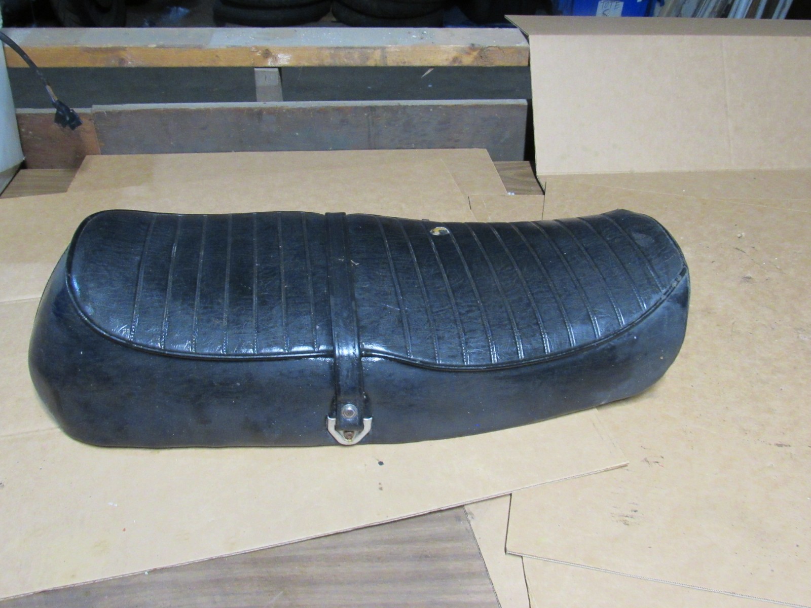 Kawasaki KZ650 Original Seat