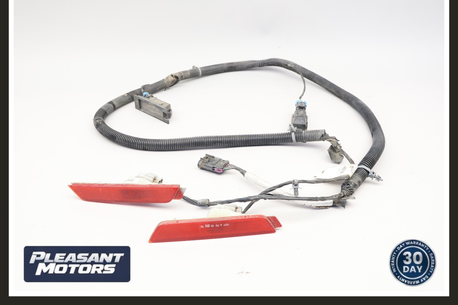 Chevrolet Camaro Rear Bumper Left & Right Marker Light W/ Harness OEM 2010-2015