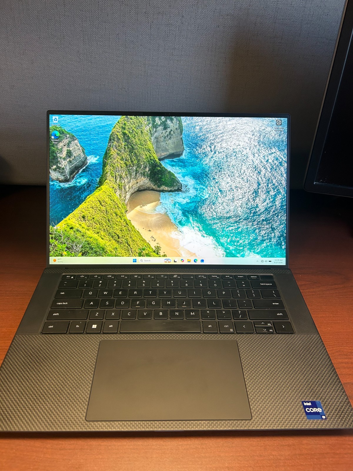 Dell Precision 5570 12th gen i9, RTX A2000 8Gb, 32gb DDR5, 512GB NVME Dell Precision 5570 12th gen i9, RTX A2000 8Gb, 32gb DDR5, 512GB NVME