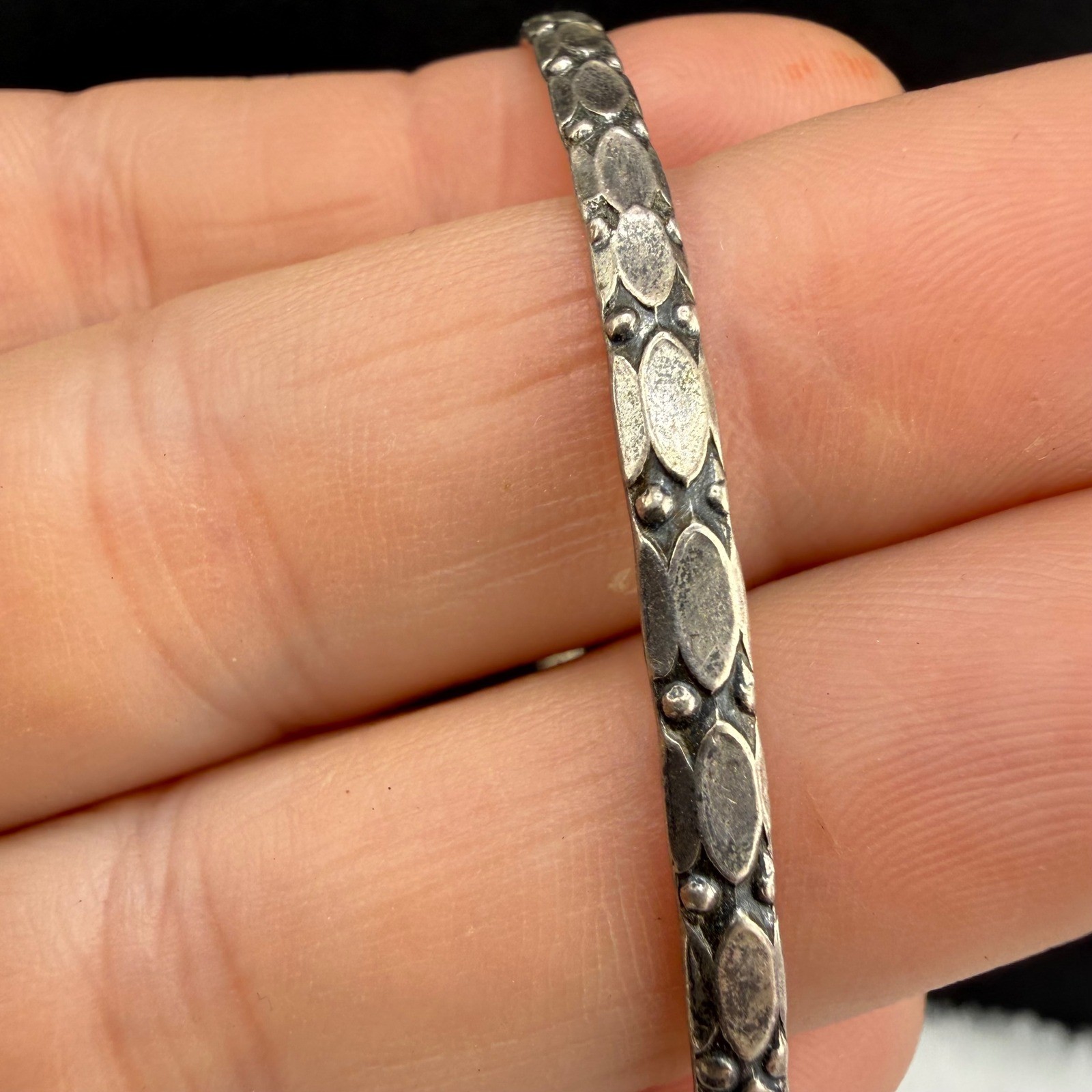 Vintage Danecraft Bangle Silver Sterling Textured Oval Pattern 8.5