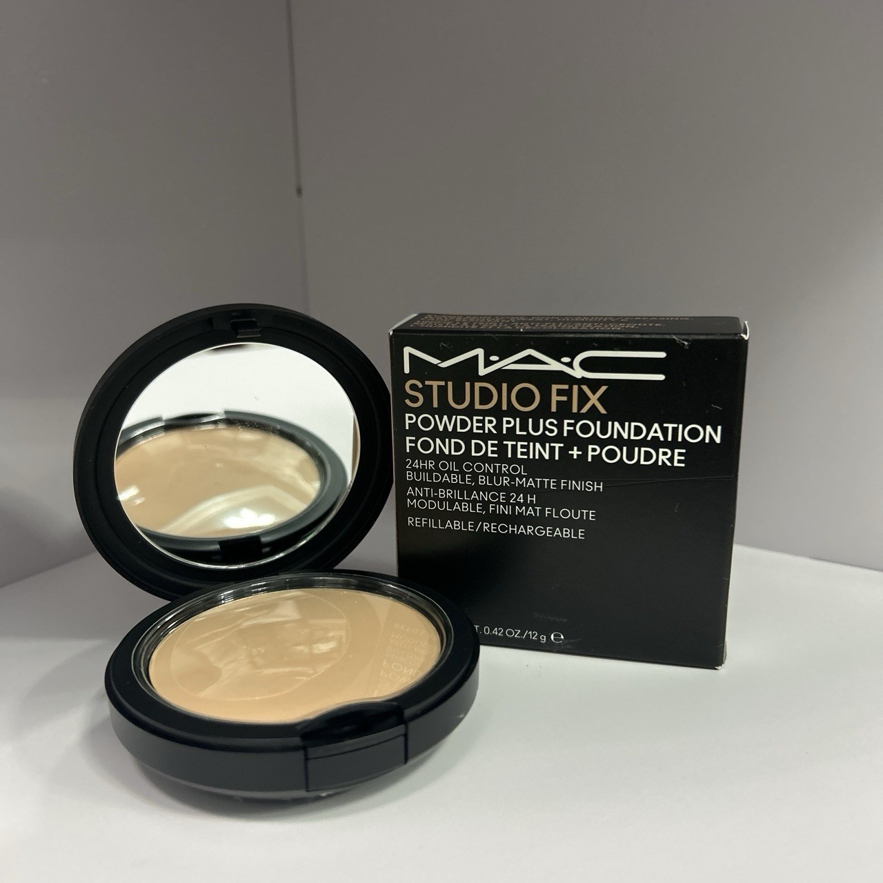 MAC MAKEUP