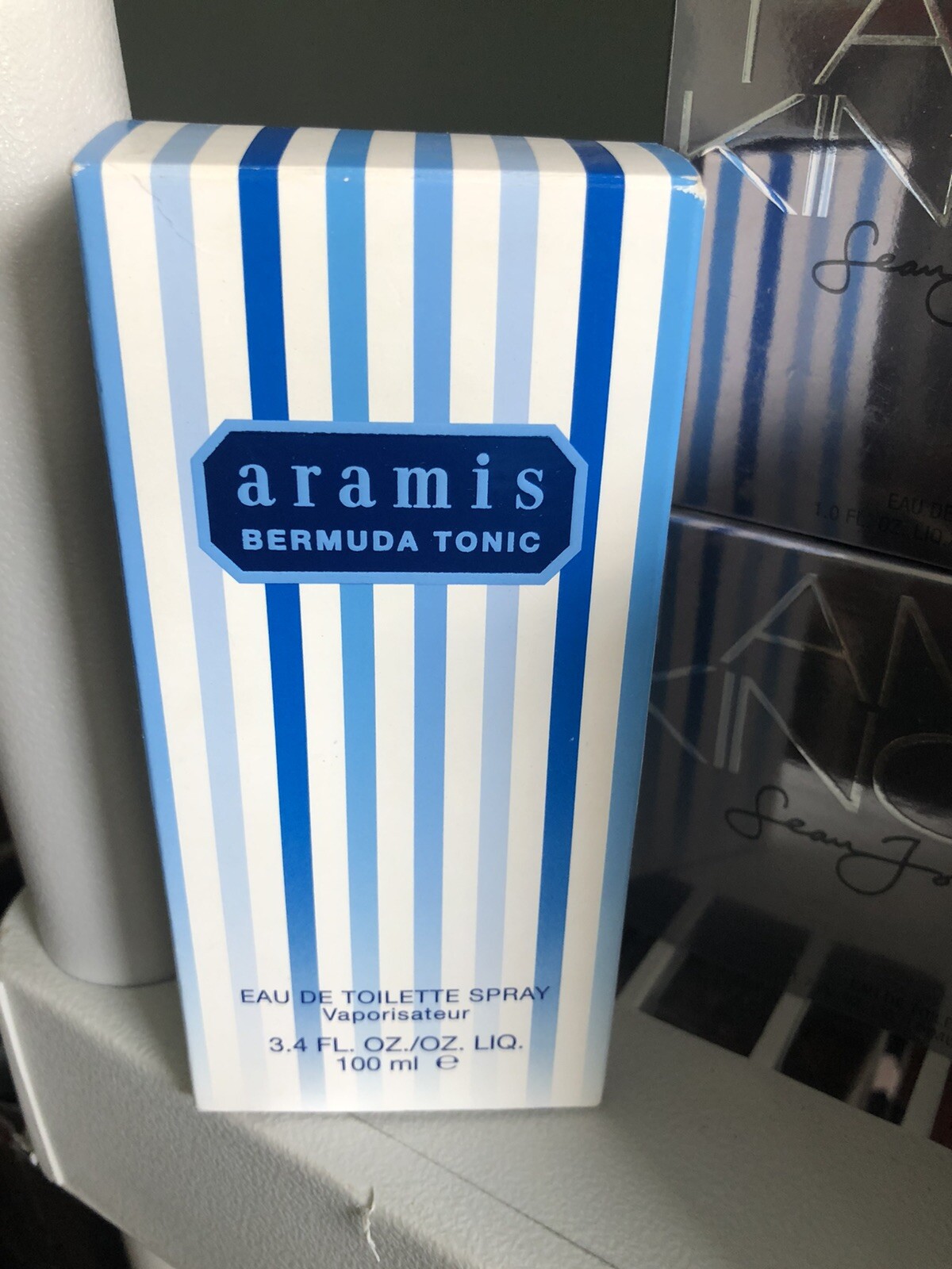Aramis Bermuda Tonic Man By Aramis Eau De Toilette Spray 3.4 fl oz Rare NEW Aramis Bermuda Tonic Man By Aramis Eau De Toilette Spray 3.4 fl oz Rare NEW