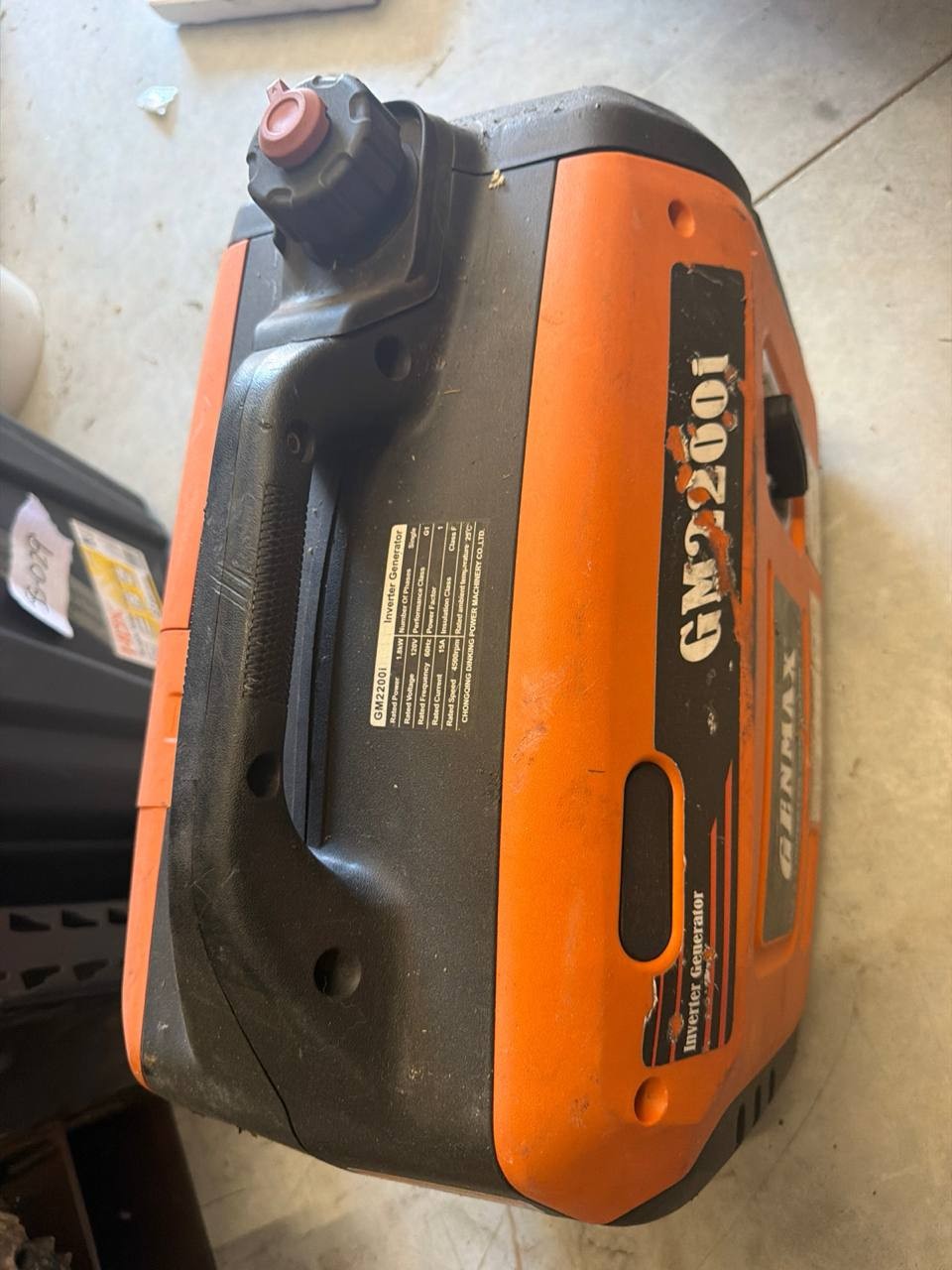 GENMAX GM2200i 2200W Portable Inverter Generator For Parts or Repair No Start
