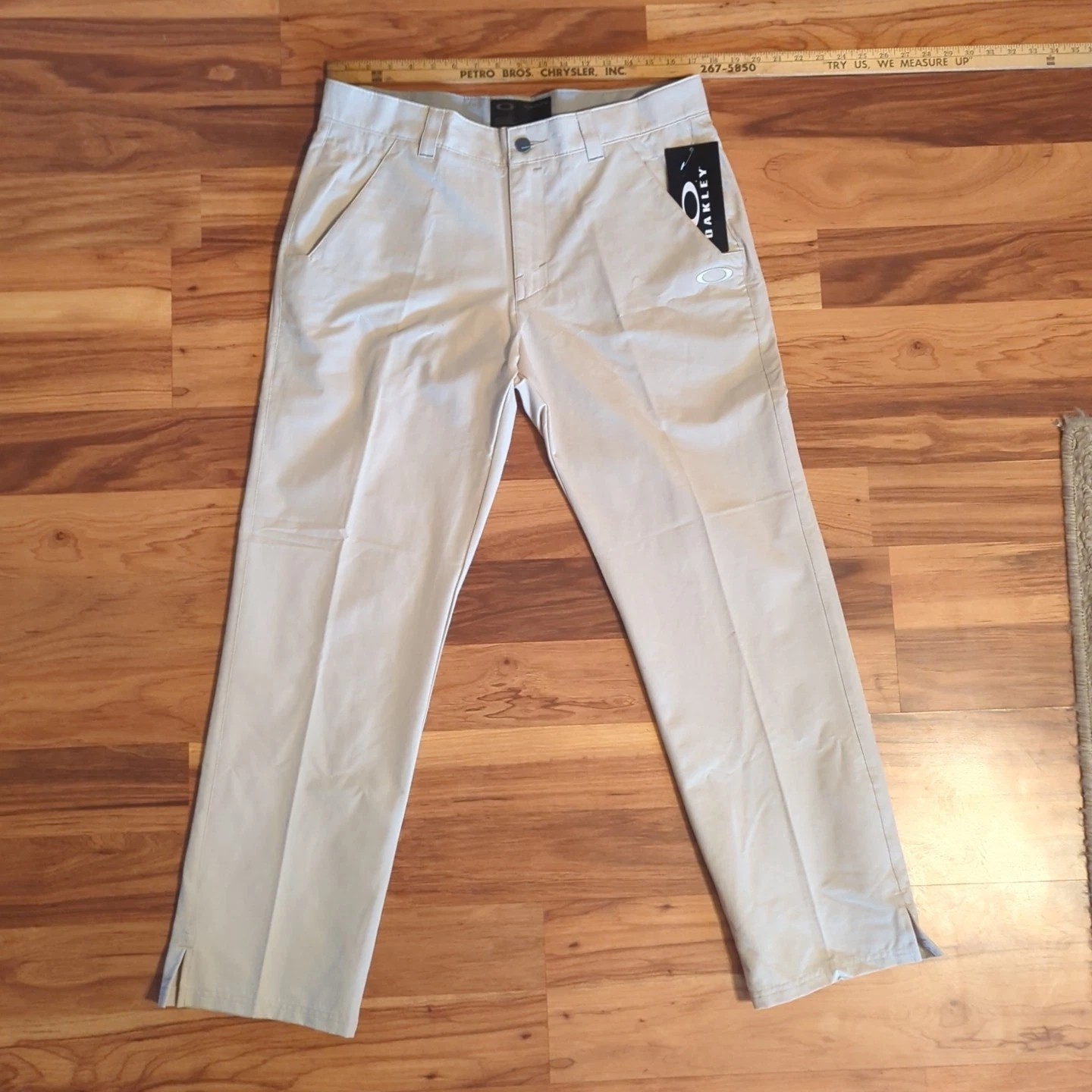 NWT Oakley Men\'s Take Pant 2.5 36x32 Wood Gray Golf Pants Stretch Hydrolix