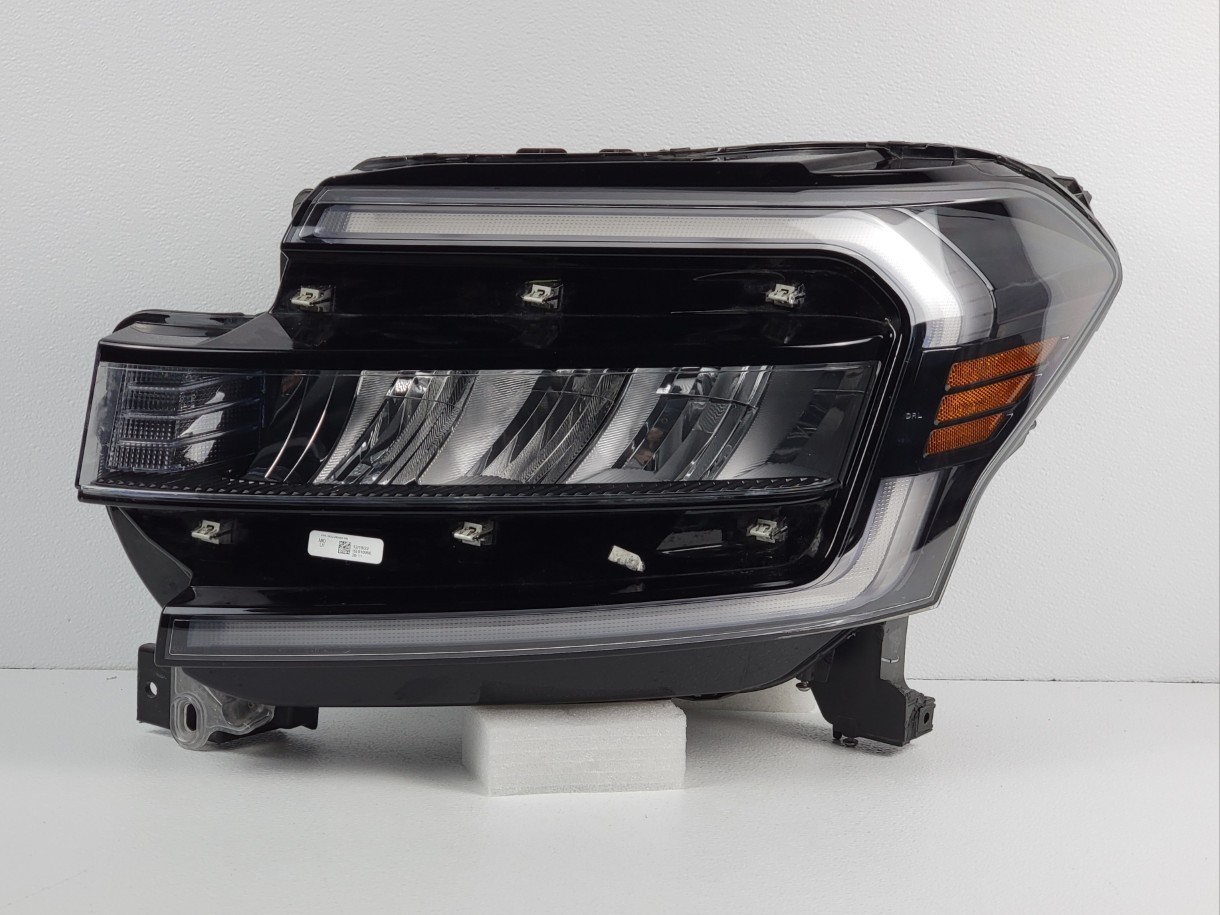 NICE 2022-2024 FORD EXPEDITION W/DRL BLACK LEFT DRIVERS LED HEADLIGHT OEM