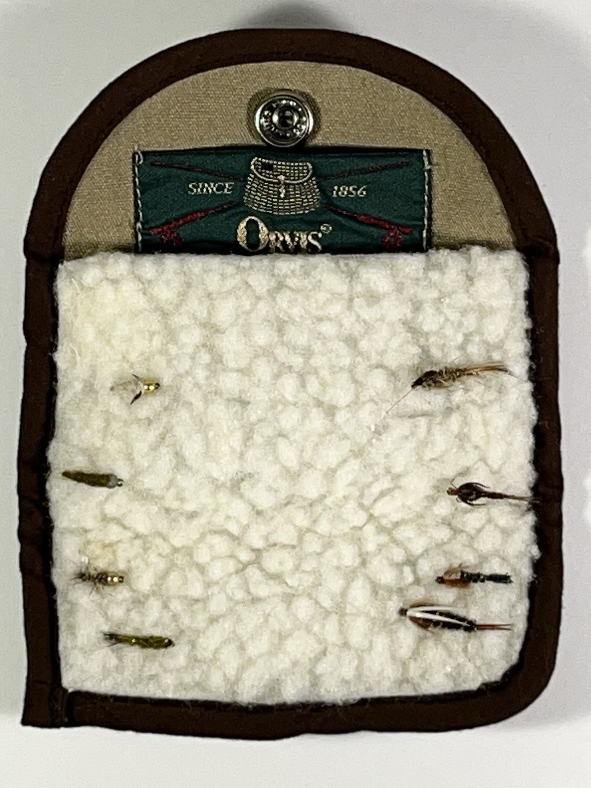 VTG Orvis 1856 Logo Fly Fishing Tan Snap Pouch Including 8 Flys - New VTG Orvis 1856 Logo Fly Fishing Tan Snap Pouch Including 8 Flys - New