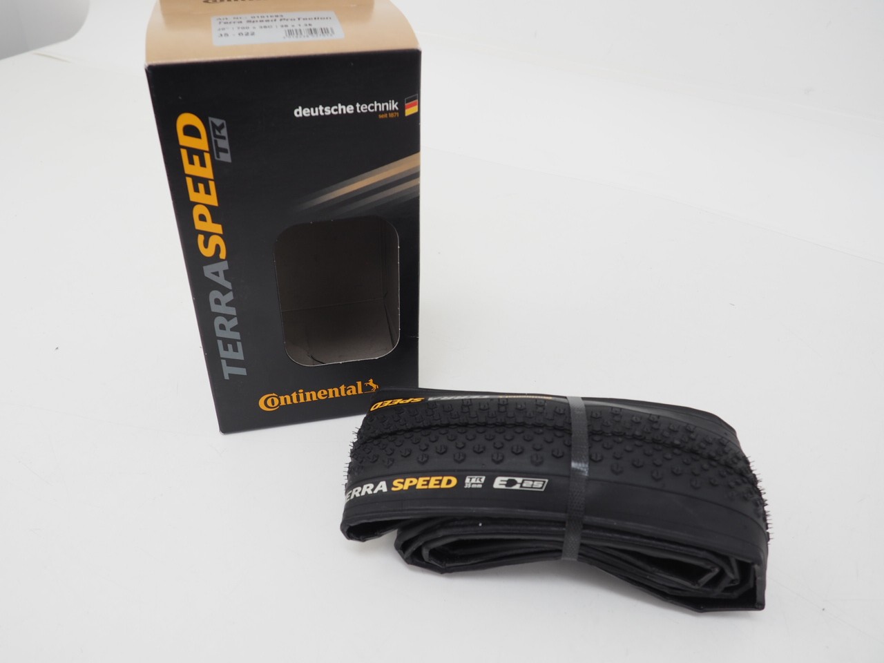 New Continental Terra Speed ProTection 700cx35mm Tubeless Ready Gravel Tire