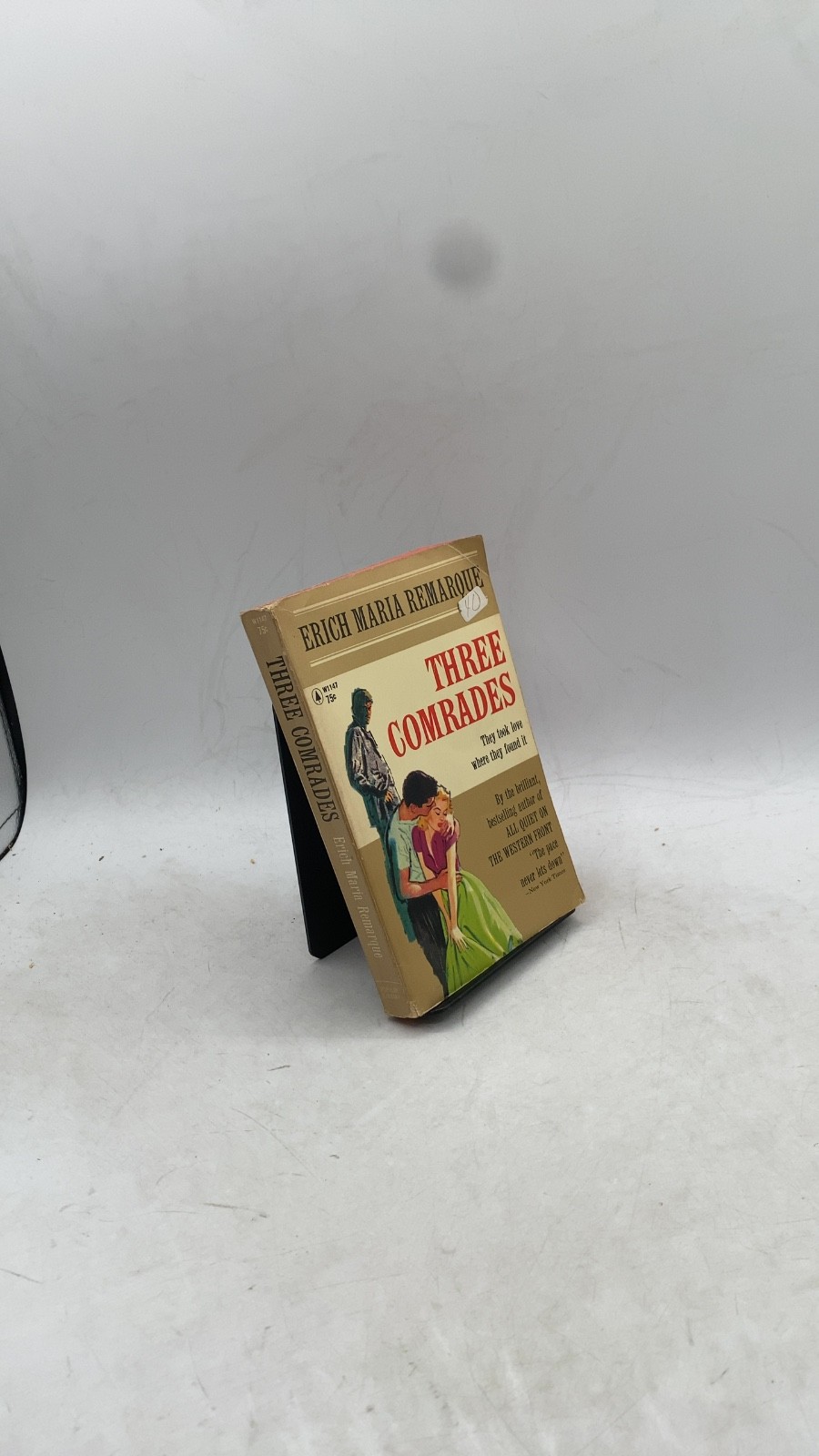 Three Comrades Erich Maria Remarque Paperback Popular Library Edition 1964