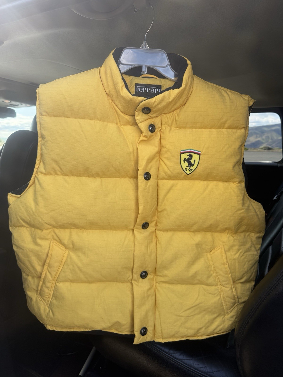 Vintage Ferrari Vest Mens XL Yellow Full Zip Snap Puffer Down Feather Quilted Vintage Ferrari Vest Mens XL Yellow Full Zip Snap Puffer Down Feather Quilted
