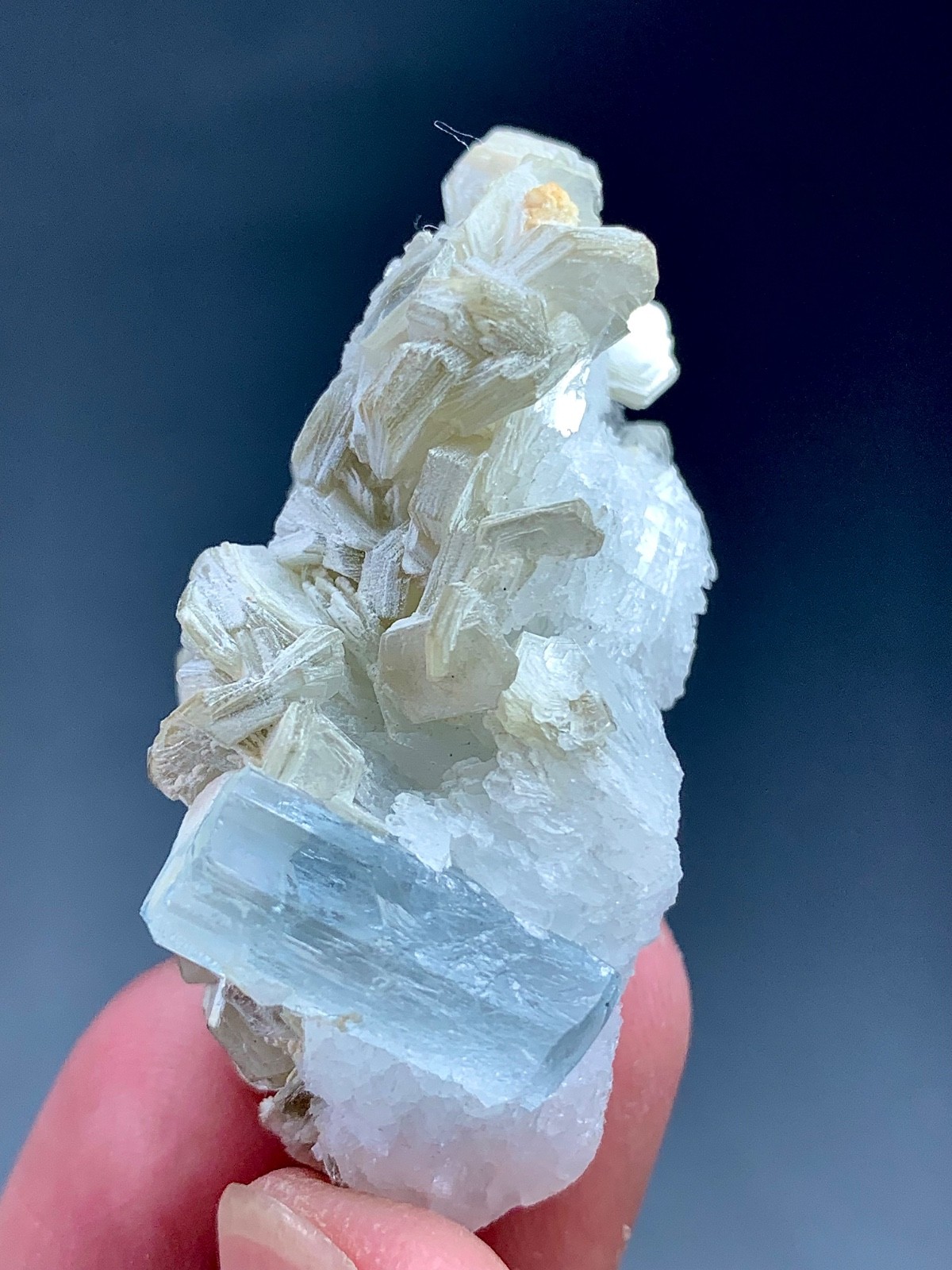 146 Carat Aquamarine Crystal Specimen From Pakistan 146 Carat Aquamarine Crystal Specimen From Pakistan