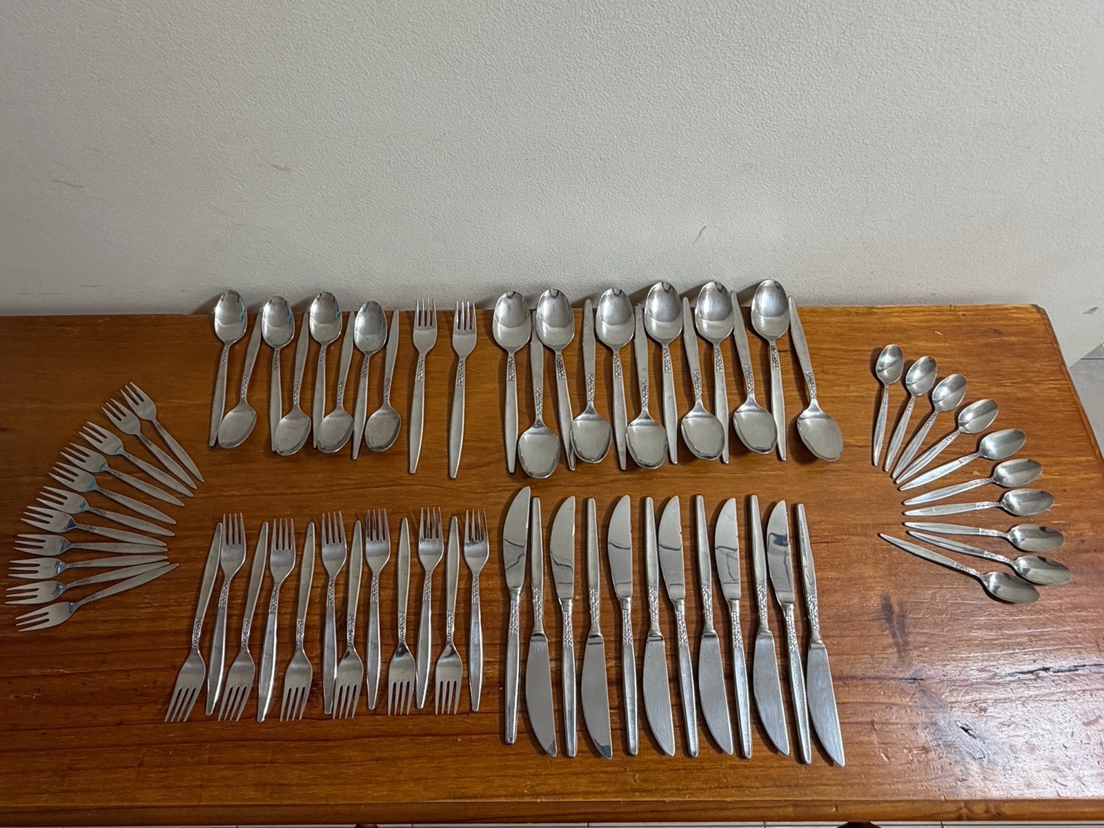 Vintage Ribera Spain 1970’s 18/10 Stainless Flatware Lot Of 67 Pieces
