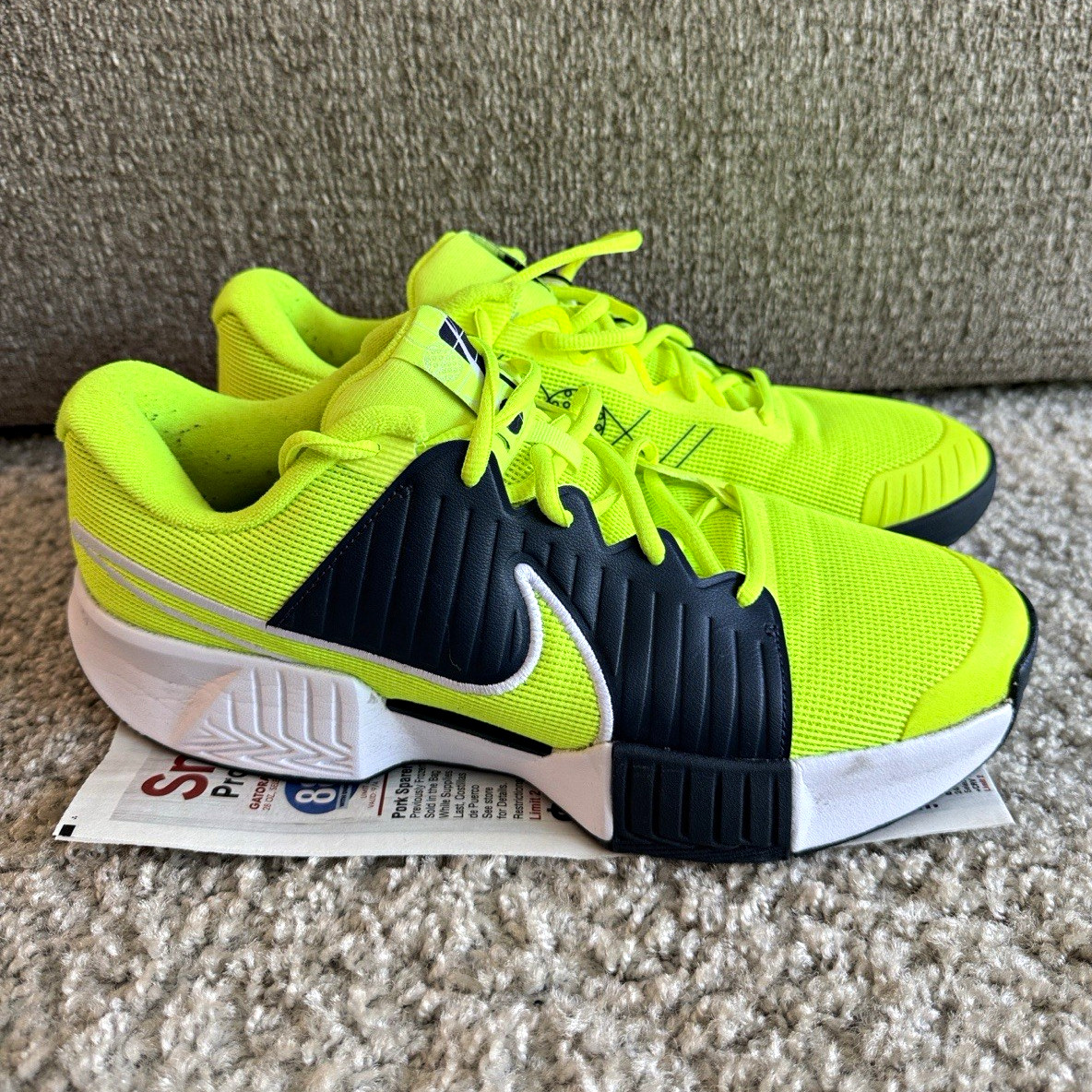 Nike Men’s Air Zoom Challenge Low Top Mesh Lace-Up Sneakers Volt/Black/White Nike Men’s Air Zoom Challenge Low Top Mesh Lace-Up Sneakers Volt/Black/White