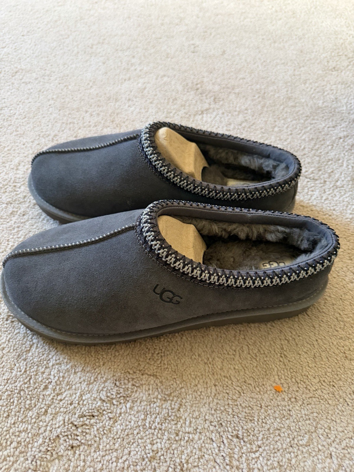 New In Box - Ugg Tasman Mens Shoes Size 10