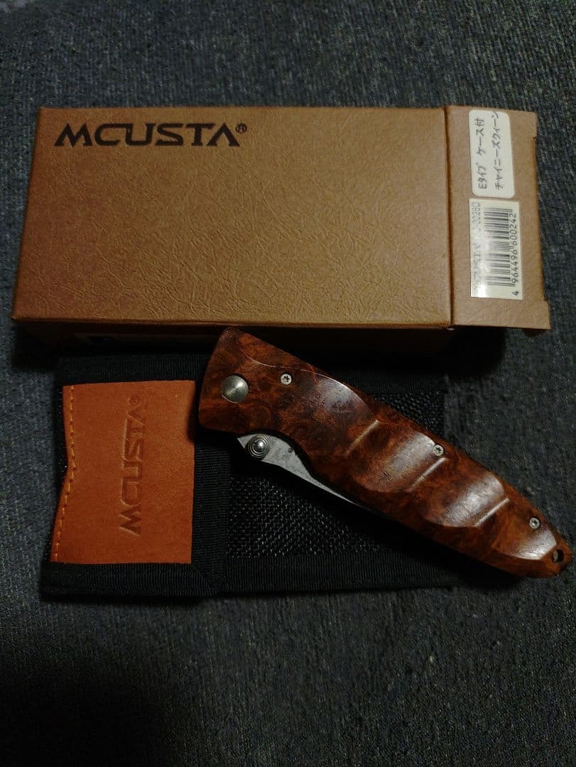 MCUSTA MC-0026D Knife with Case, Scratches and Stains