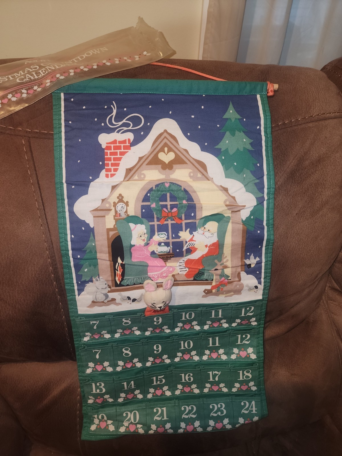 Vintage 1987 Avon Countdown to Christmas Fabric Advent Calendar Mouse COMPLETE Vintage 1987 Avon Countdown to Christmas Fabric Advent Calendar Mouse COMPLETE