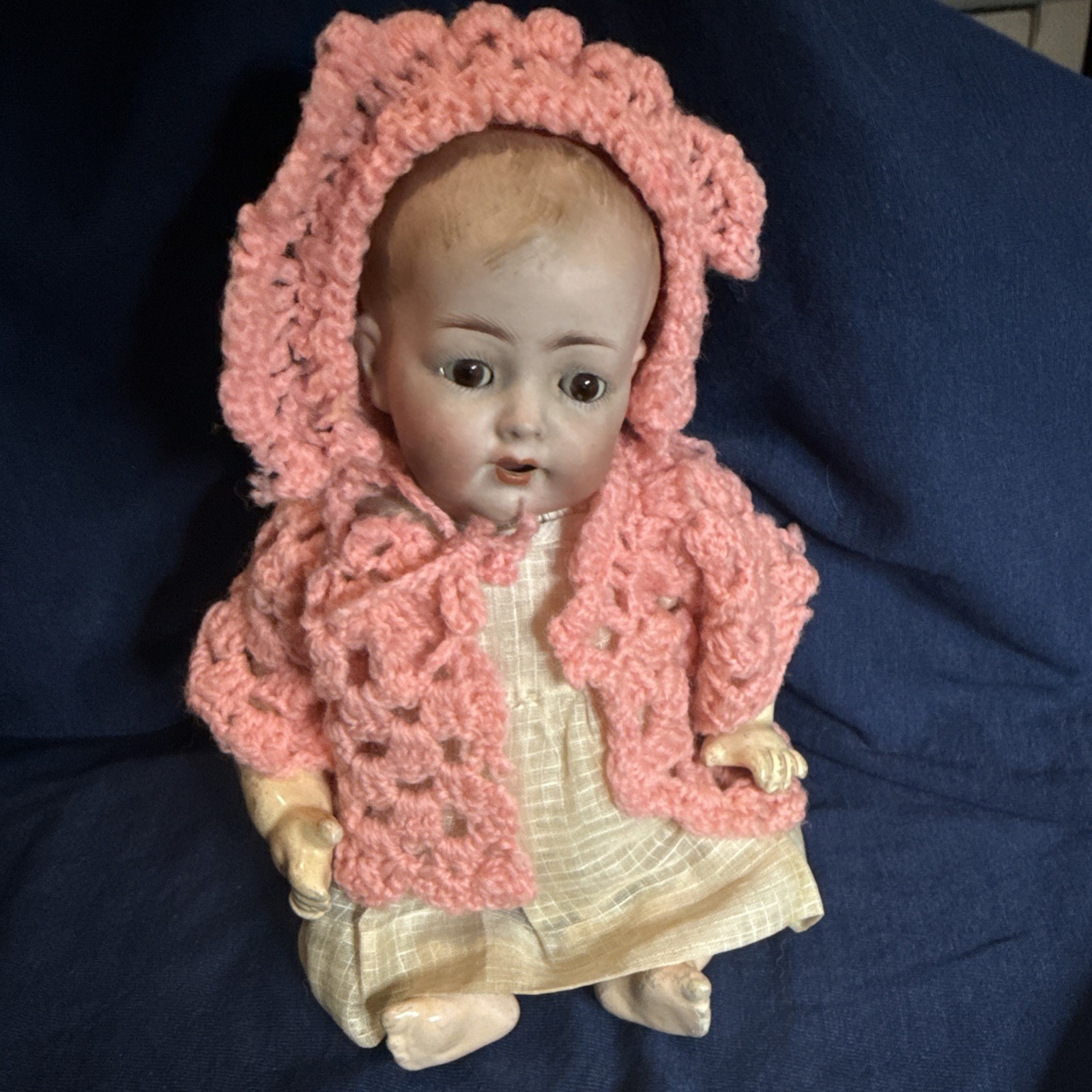 VTG 10” Kammer & Reinhardt Simon & Halbig 127 Molded Hair Baby Doll. Very Old VTG 10” Kammer & Reinhardt Simon & Halbig 127 Molded Hair Baby Doll. Very Old