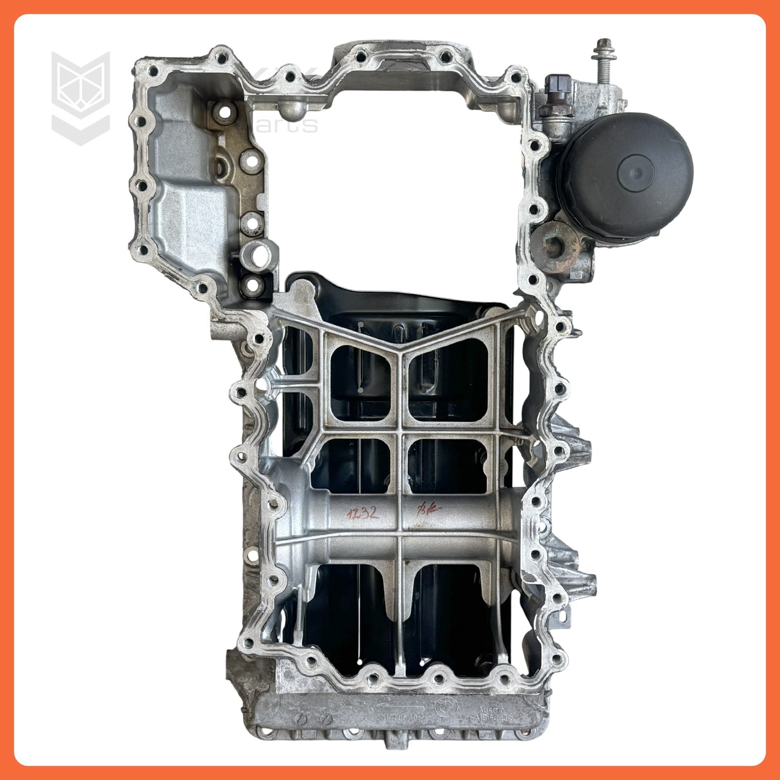12-19 BMW F13 F02 F10 650i 750i xDrive 4.4L V8 N63 Twin Turbo Upper Oil Pan OEM 12-19 BMW F13 F02 F10 650i 750i xDrive 4.4L V8 N63 Twin Turbo Upper Oil Pan OEM