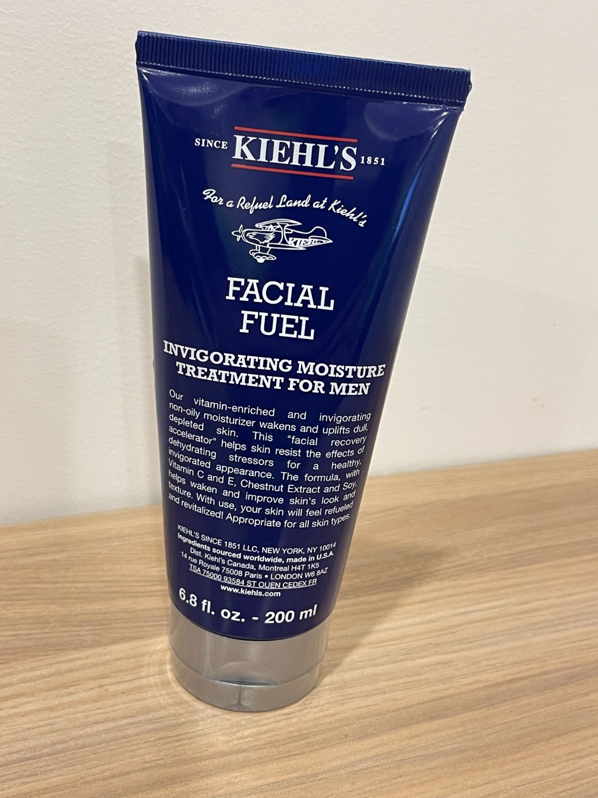 Kiehl's Facial Fuel Invigorating Moisture Treatment For Men 6.8 oz / 200 ml SEAL Kiehl's Facial Fuel Invigorating Moisture Treatment For Men 6.8 oz / 200 ml SEAL