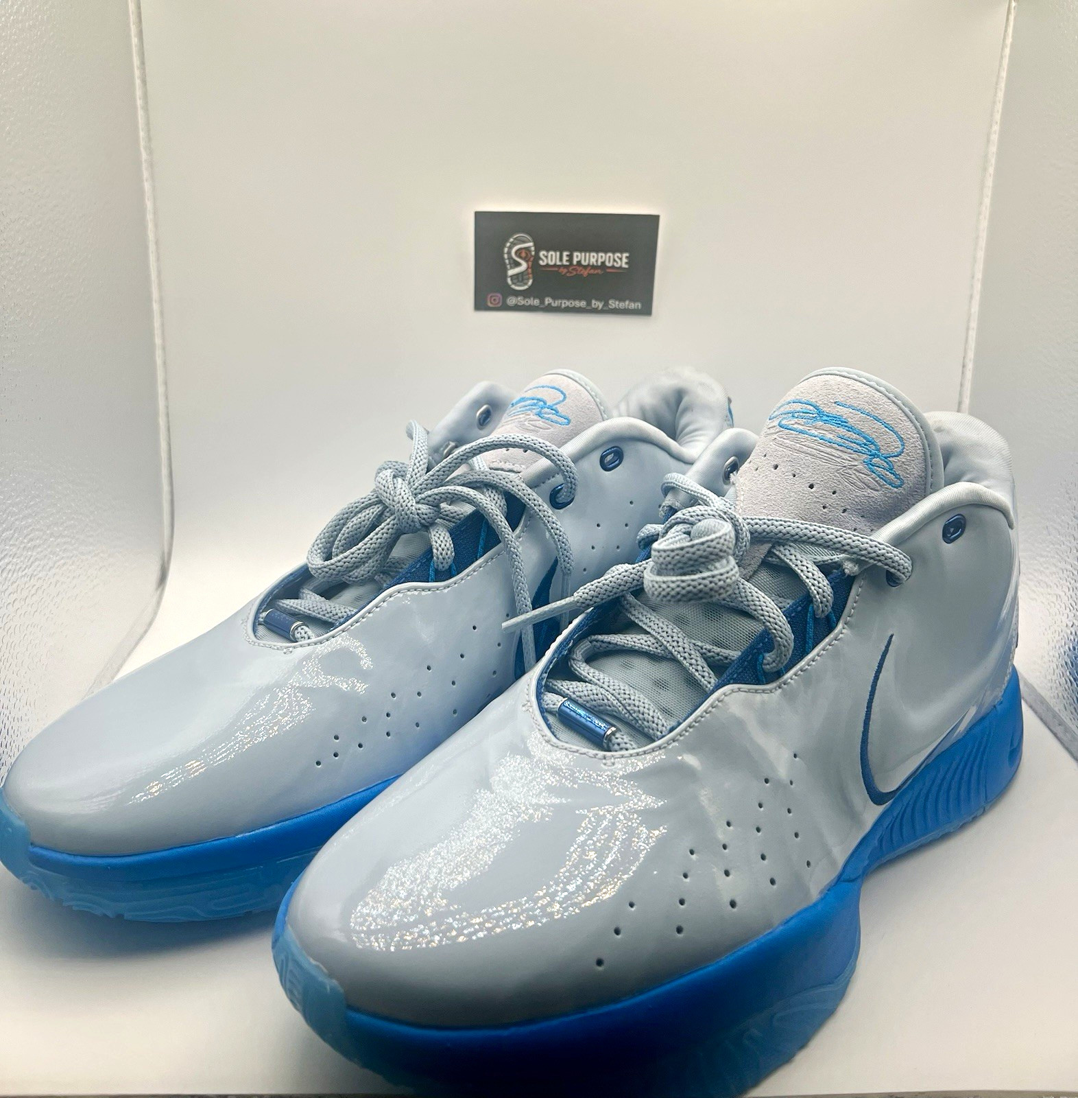 Nike LeBron 21 Men’s Low Top Light Blue/Blue Lace-Up Athletic Sneakers NWOB
