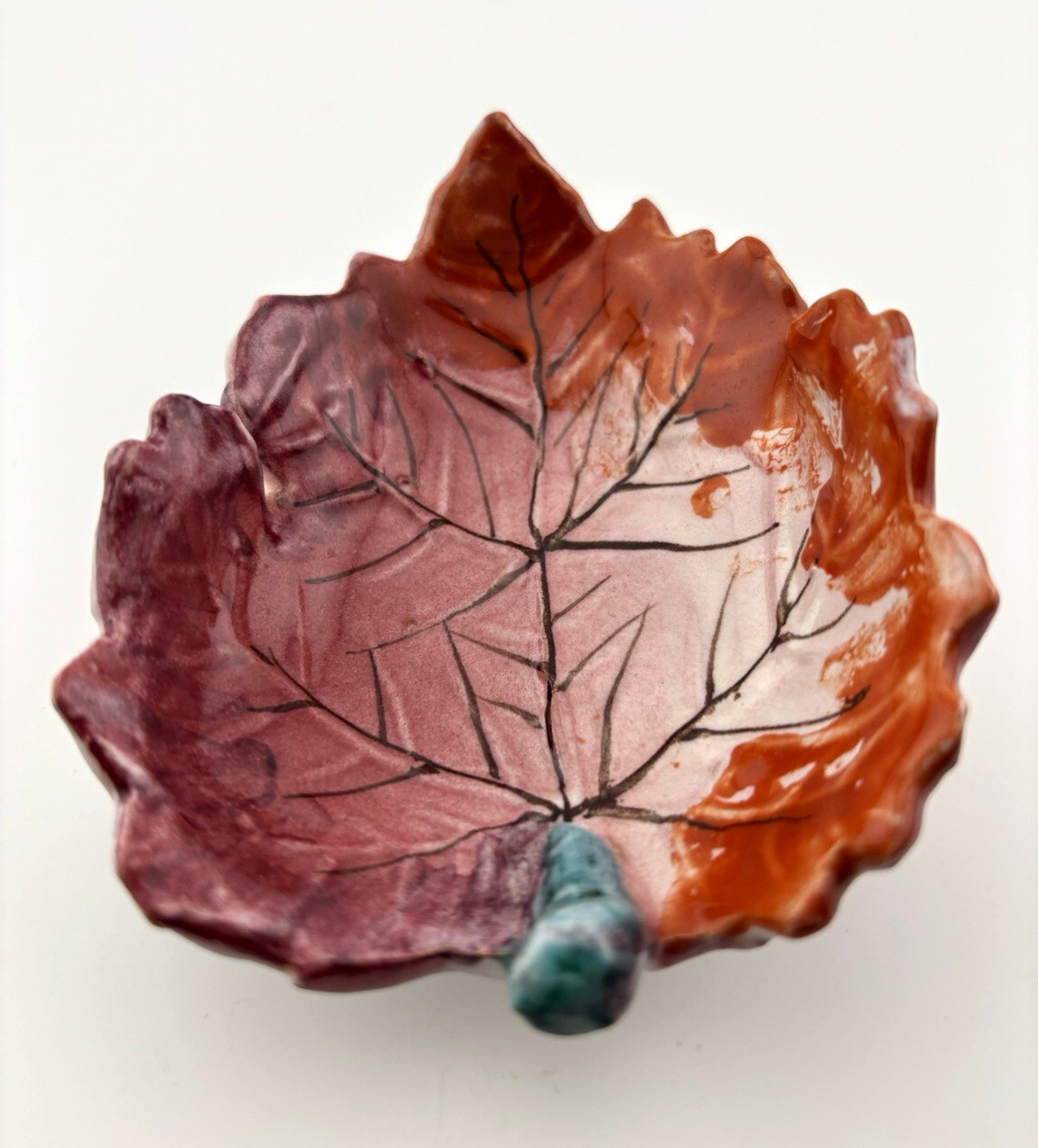 Vintage Italian Hand-Painted Footed Ceramic Leaf Bowl (Marked 95/84)