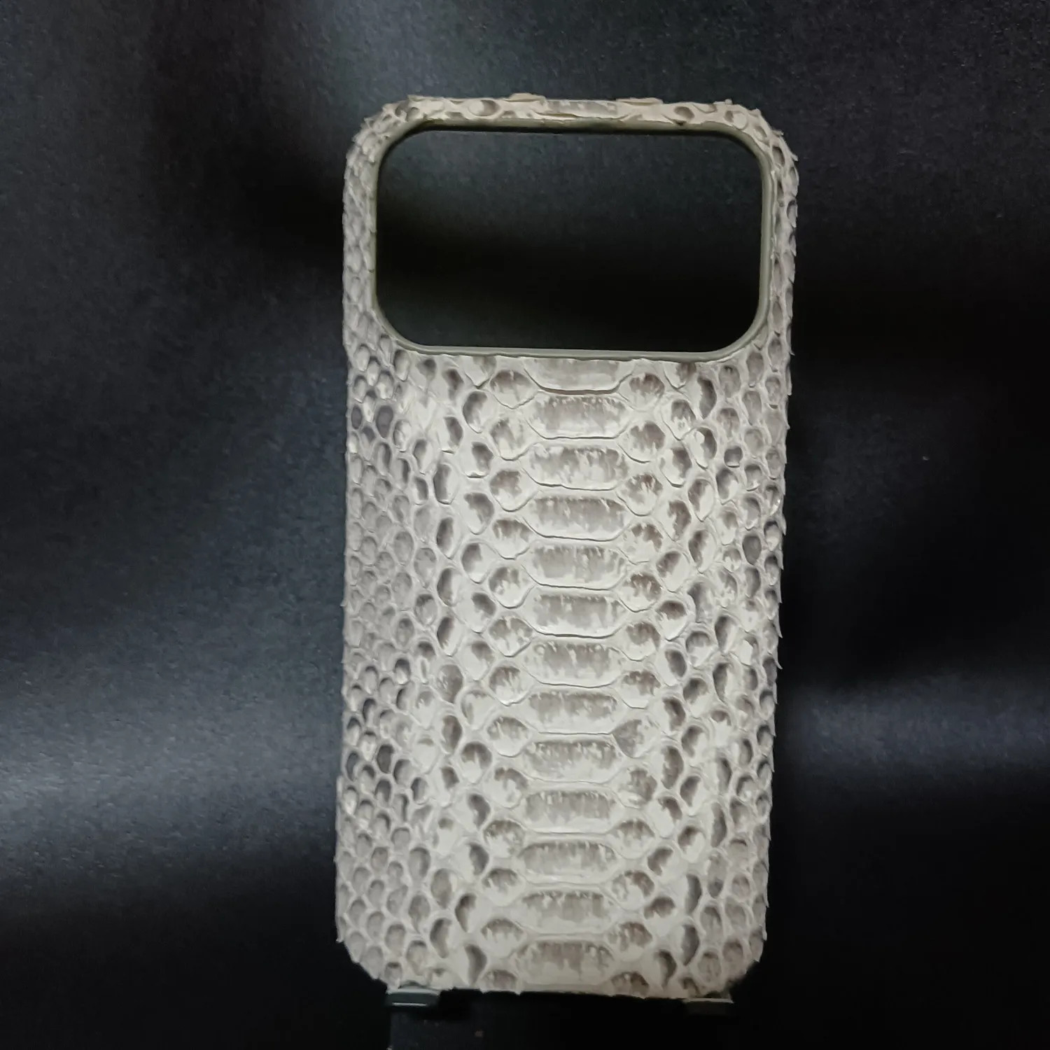 Handmade Genuine Python Leather Case iPhone 17 18 Pro Max Real Snakeskin Cover Handmade Genuine Python Leather Case iPhone 17 18 Pro Max Real Snakeskin Cover
