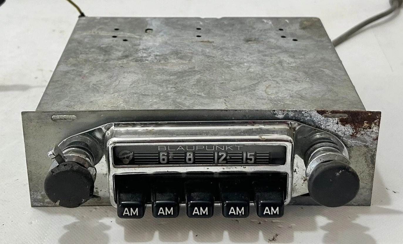 Original Blaupunkt Hamburg US AM Radio 7217201 Made in Germany